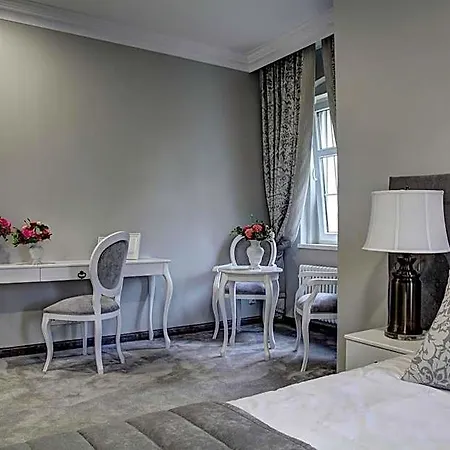 Oda ve Kahvaltı Palac W Badzowie 4*