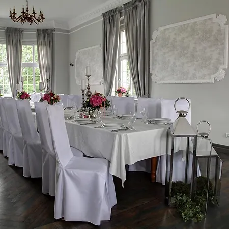 Oda ve Kahvaltı Palac W Badzowie Polkowice