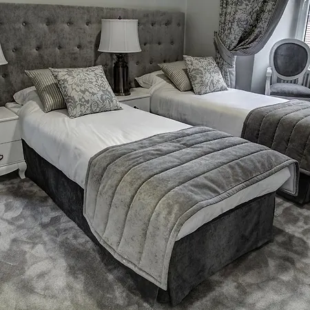 Pałac W Bądzowie Polkowice