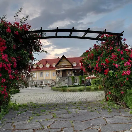 Oda ve Kahvaltı Palac W Badzowie Polkowice