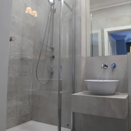 Palac W Badzowie Oda ve Kahvaltı