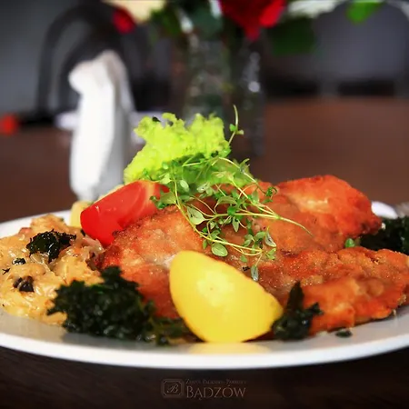 Nocleg ze śniadaniem Pałac W Bądzowie