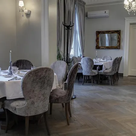 Pałac W Bądzowie 4* Polkowice