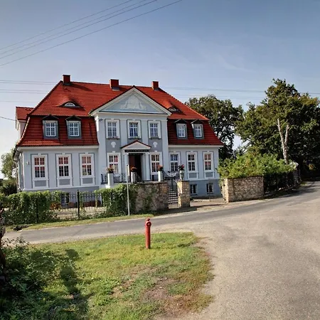 Nocleg ze śniadaniem Pałac W Bądzowie 4*