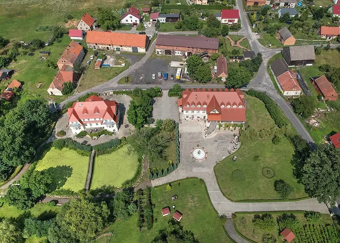 Bed & Breakfast Palac W Badzowie