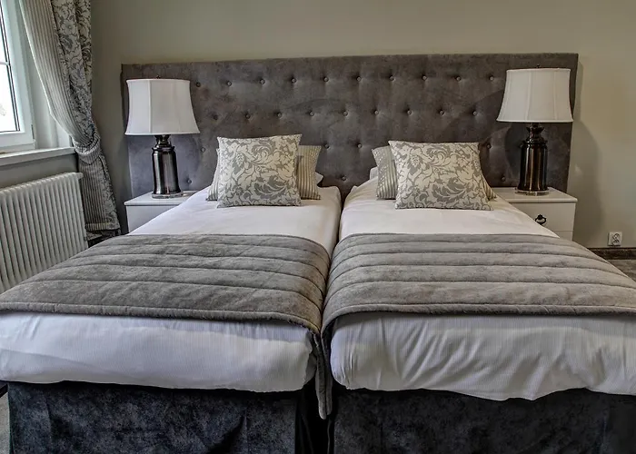 Bed & Breakfast Palac W Badzowie